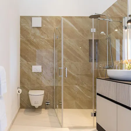 Erlenbad - Luxury Im Schwarzwald Nahe Baden-baden Lägenhetshotell